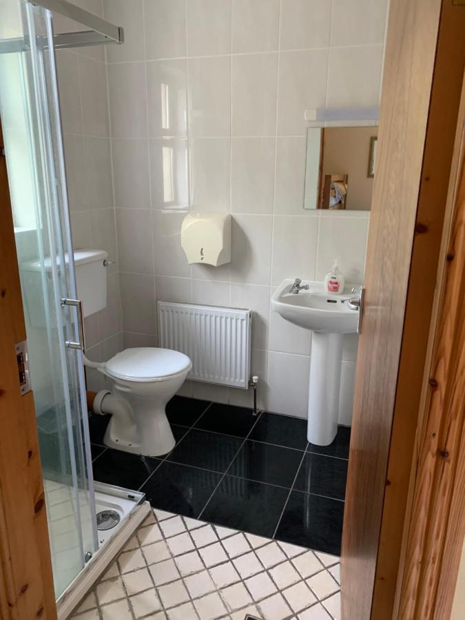 Clare'S Rock Self-Catering Accommodation Carron Exteriér fotografie